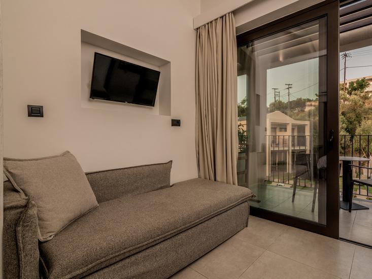 New Beach Hotel 7