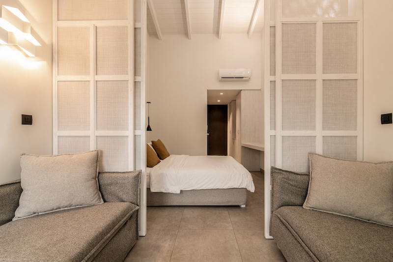 New Beach Hotel 6