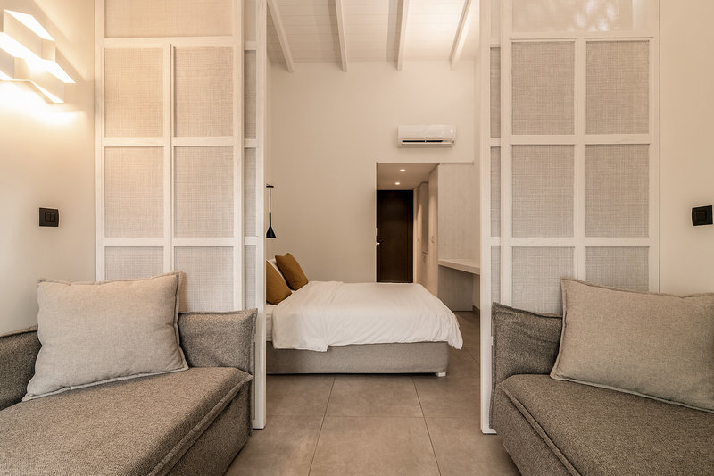 New Beach Hotel 6
