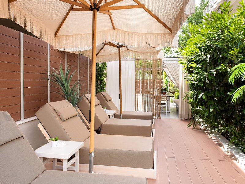 ELLE Rooms & Suites 7