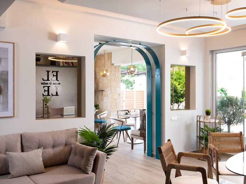 ELLE Rooms & Suites 18
