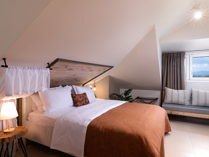 ELLE Rooms & Suites 32