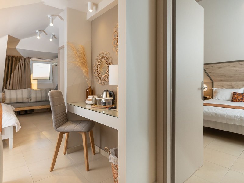 ELLE Rooms & Suites 41