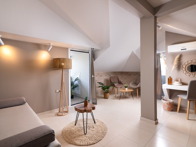 ELLE Rooms & Suites 47