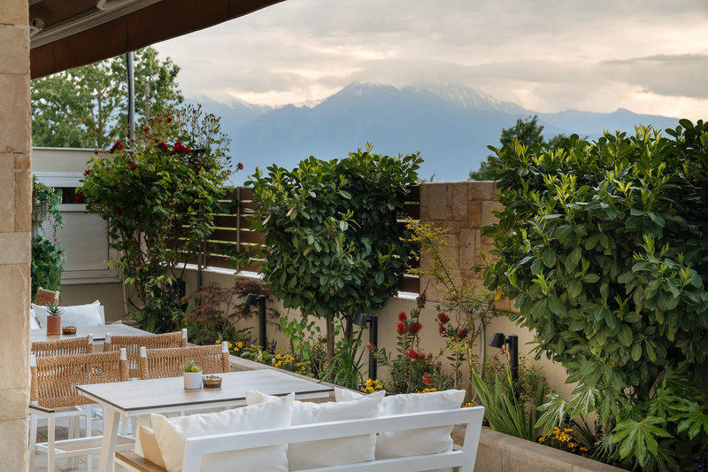 ELLE Rooms & Suites 6