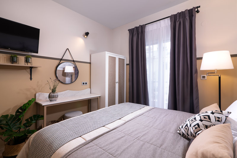 ELLE Rooms & Suites 17