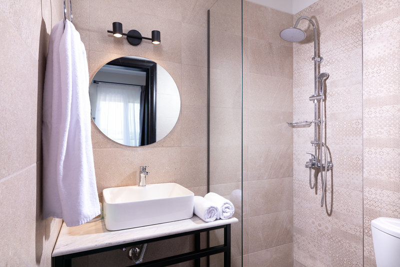 ELLE Rooms & Suites 19