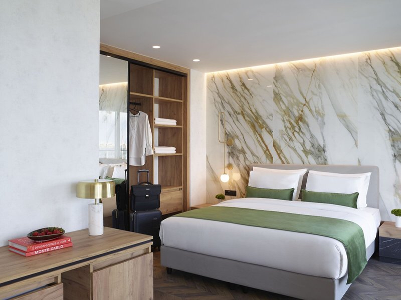 The Port Square Hotel 31