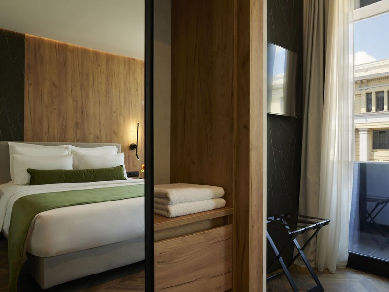The Port Square Hotel 34