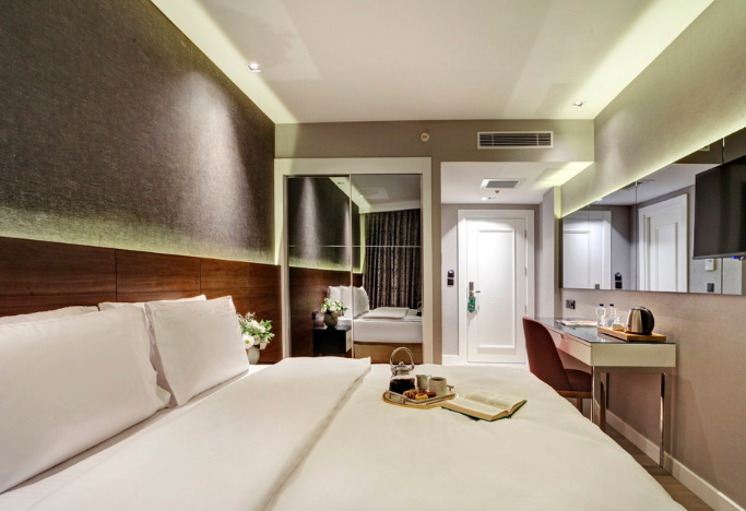 Dora Pera Hotel 7