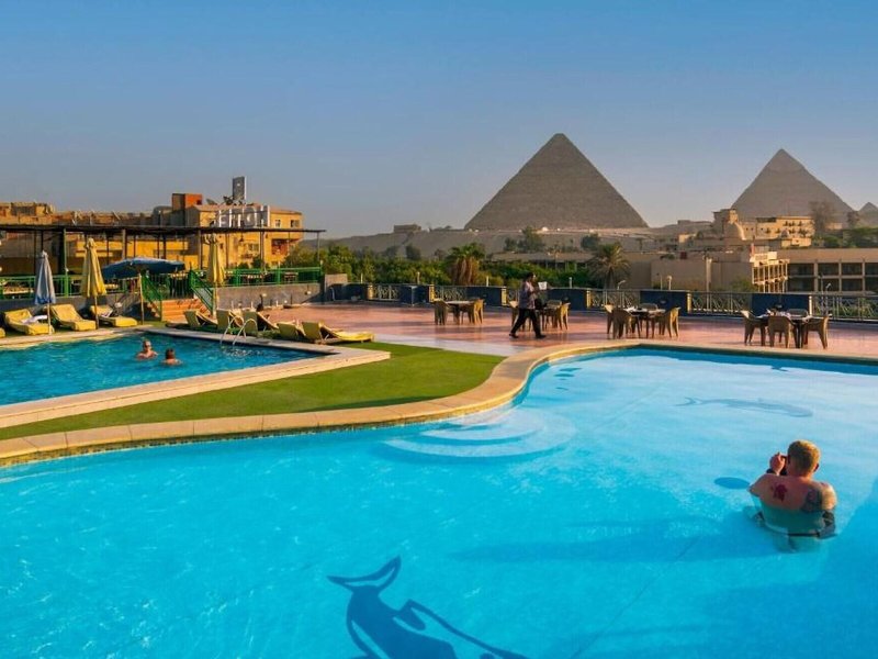 Regency Pyramids View 9