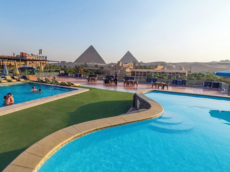 Regency Pyramids View 11