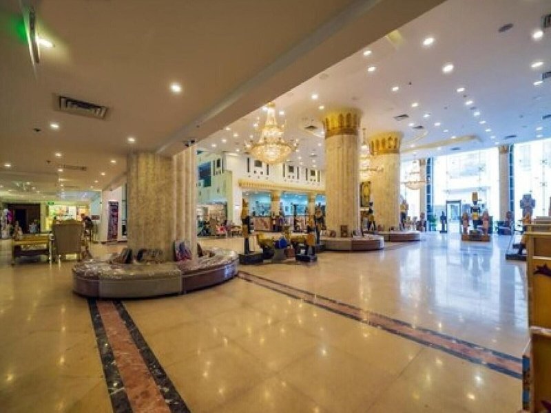 Regency Pyramids View 16