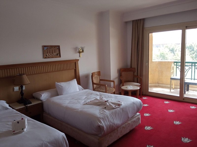 Regency Pyramids View 25