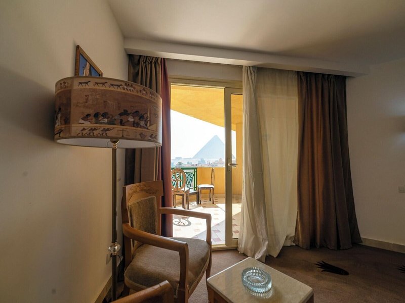 Regency Pyramids View 31