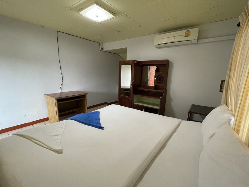 Sea Breeze Bungalow 8