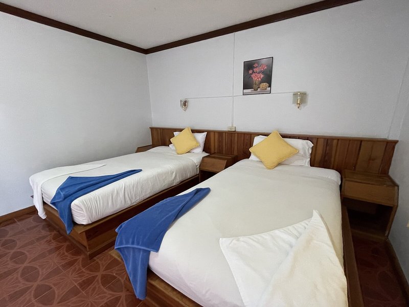 Sea Breeze Bungalow 9