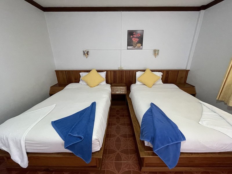 Sea Breeze Bungalow 10