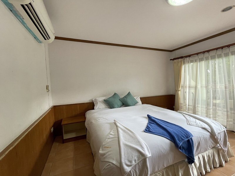 Sea Breeze Bungalow 16