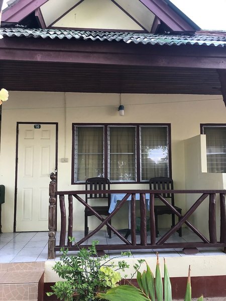 Sea Breeze Bungalow 18
