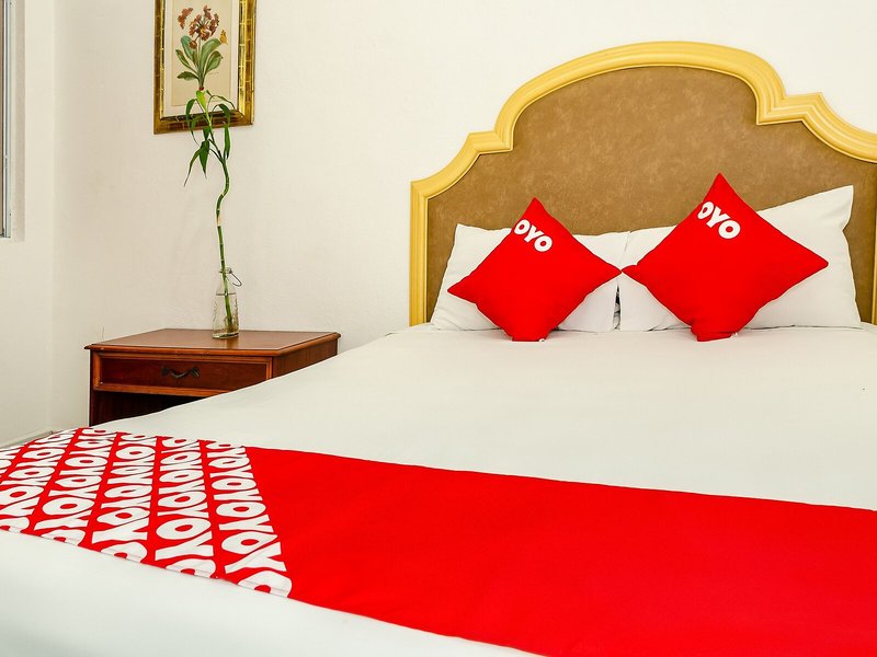 Hotel Cabo Del Sur by OYO Rooms 12
