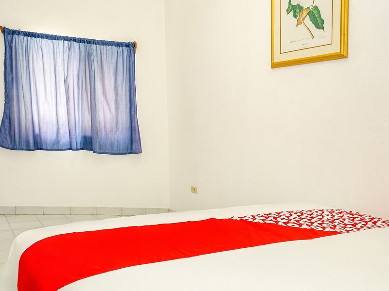 Hotel Cabo Del Sur by OYO Rooms 15