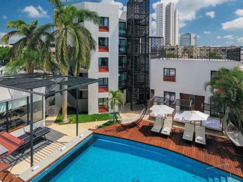 Seven Boutique Apartments 5