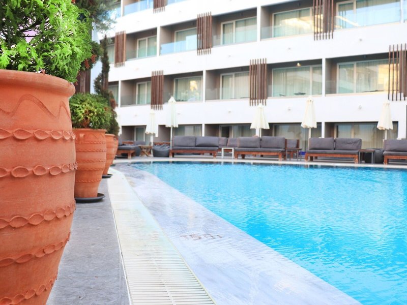 Continental Hotel Apartments 7