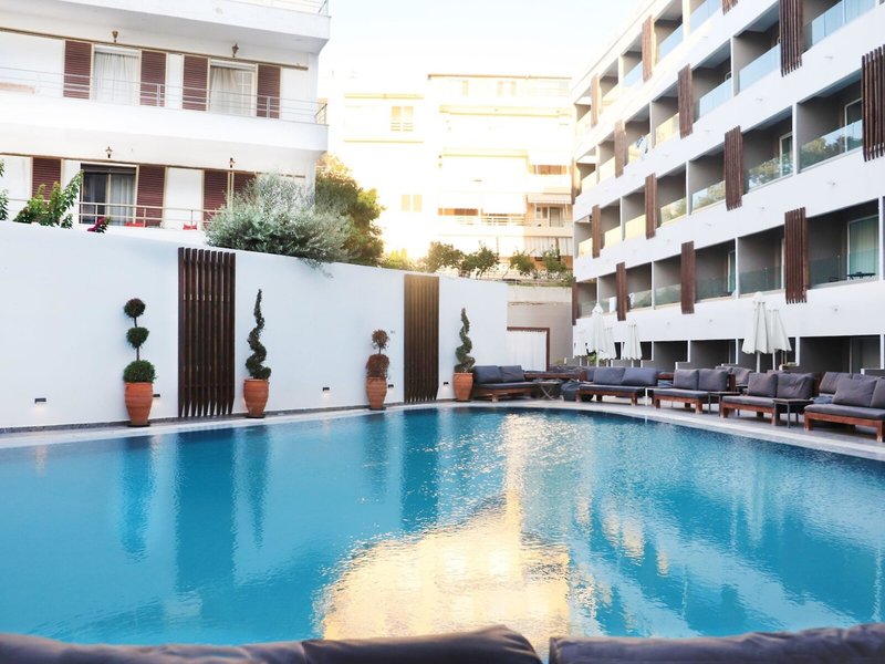 Continental Hotel Apartments 8