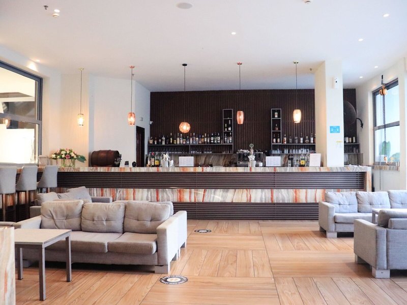 Continental Hotel Apartments 37