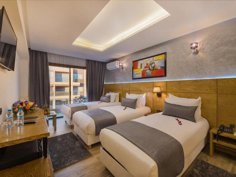 Stars Hotel 10 - Room Example