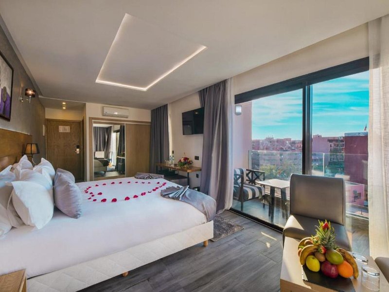 Stars Hotel 13 - Room Example