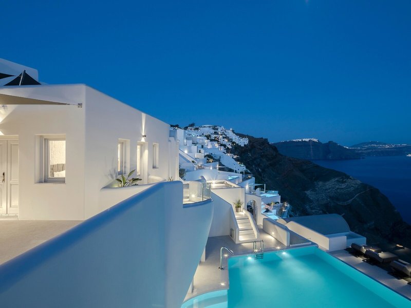 Hom Santorini 5