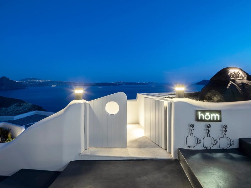 Hom Santorini 6