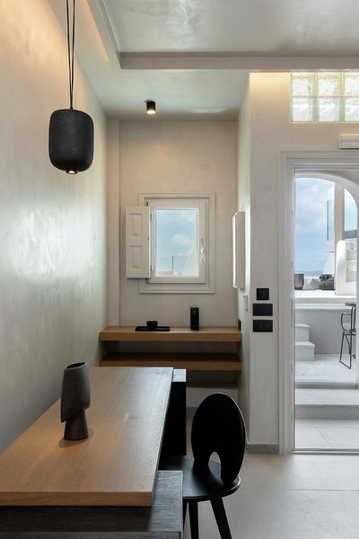 Hom Santorini 29