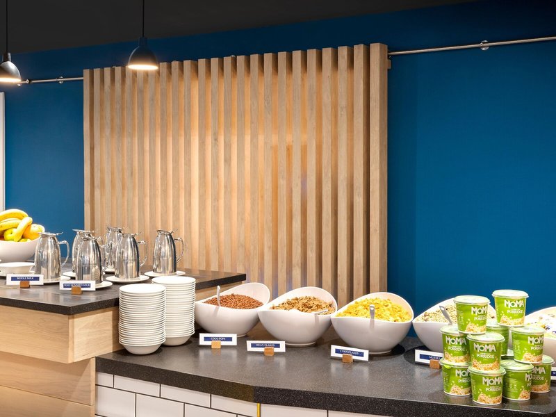 Holiday Inn Express Cambridge West - Cambourne 14