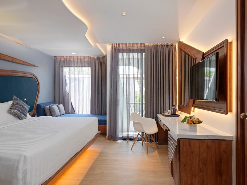 The Oceanic Sportel 15