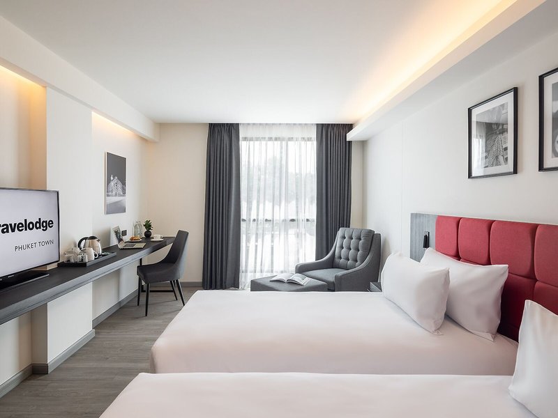 Travelodge Phuket Town 18
