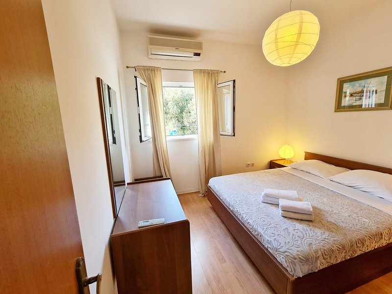 Apartments Damjanka 22
