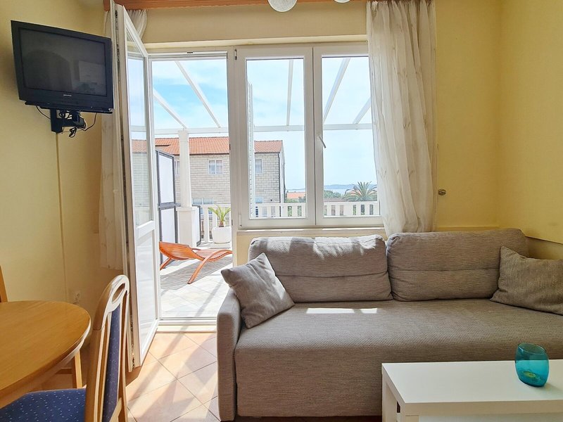 Apartments Damjanka 24