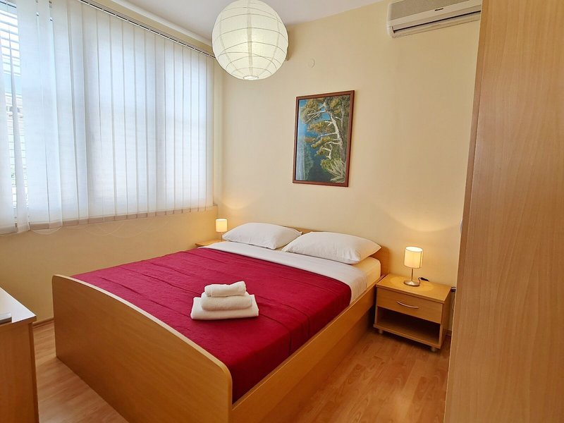 Apartments Damjanka 28