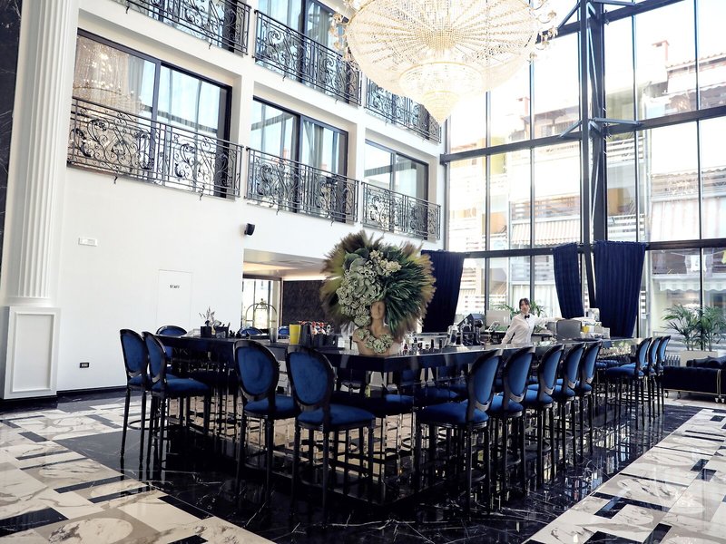 Premium Luxury Finese 9