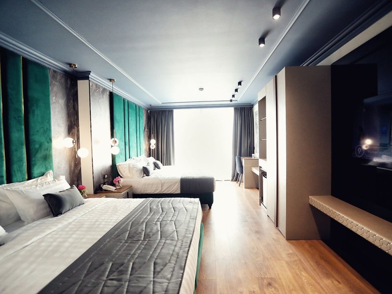 Premium Luxury Finese 22