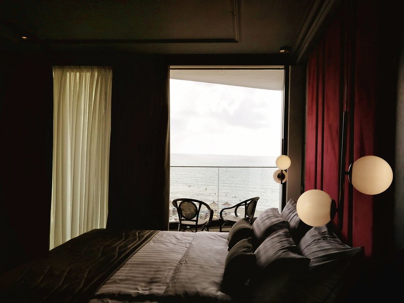 Premium Luxury Finese 24