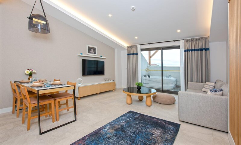 A Suite Side 6