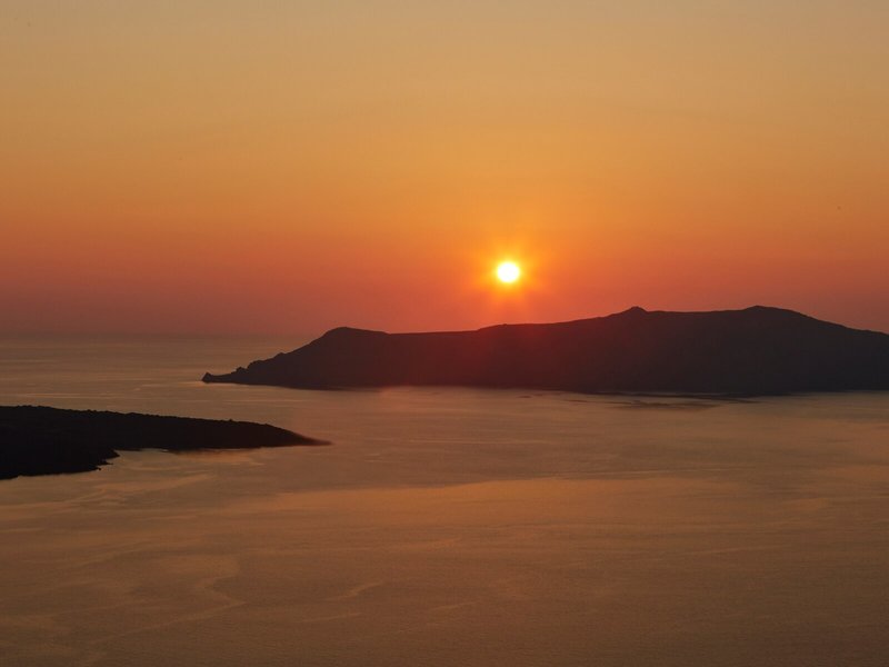 Caldera Cliff Illusion Suites 7