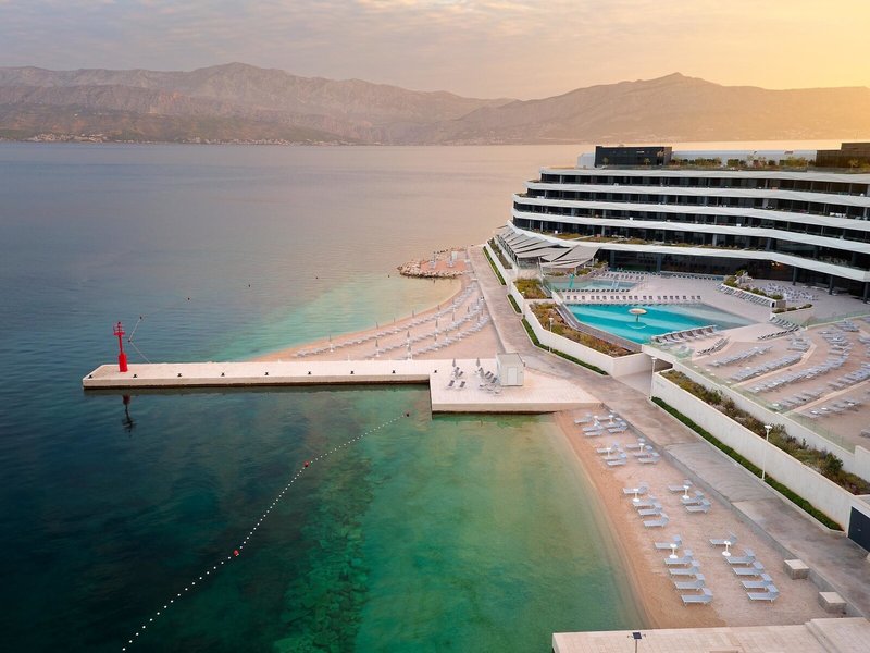 Grand Hotel View 8