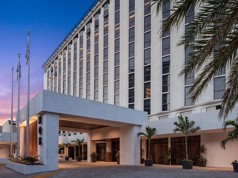 Rok Hotel Kingston Tapestry Collection By Hilton 1