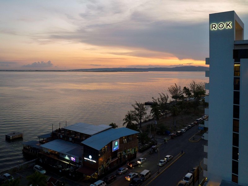 Rok Hotel Kingston Tapestry Collection By Hilton 3