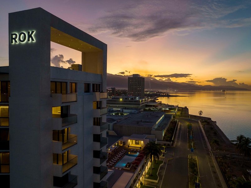 Rok Hotel Kingston Tapestry Collection By Hilton 4